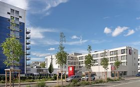 Holiday Inn Wolfsburg City Centre